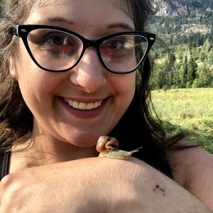 Meet your Posher, Brit